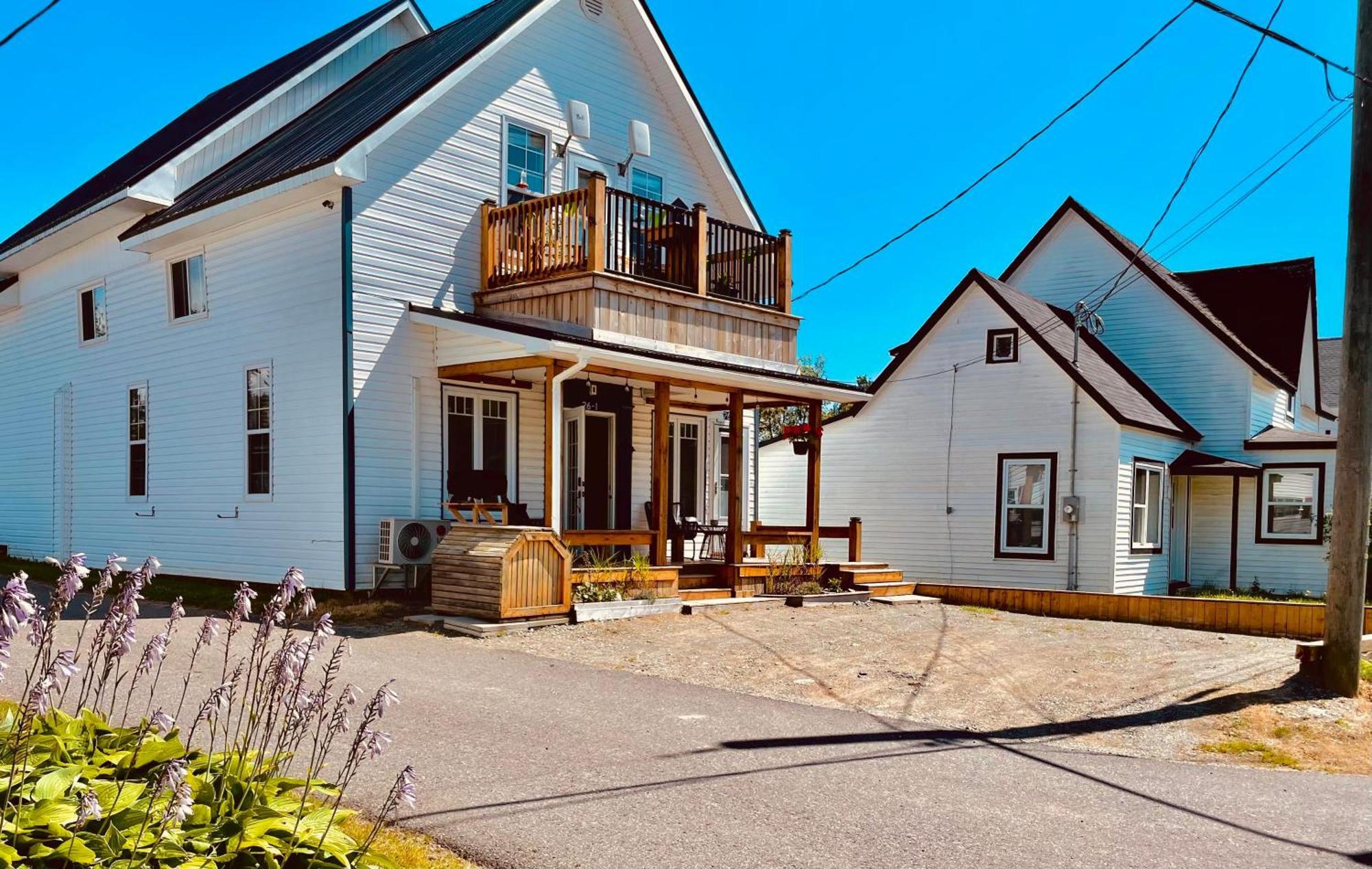 Finn'S Studio, Fundy Park Альма Экстерьер фото